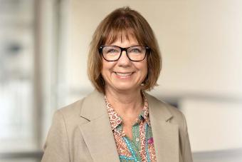 Kim Stringer Headshot