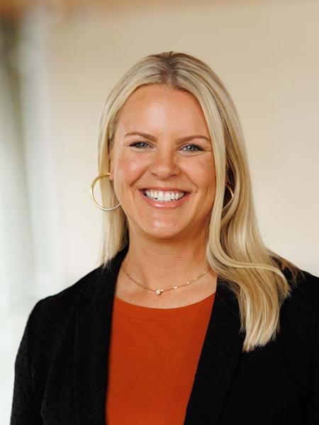 Ann Pickens Headshot